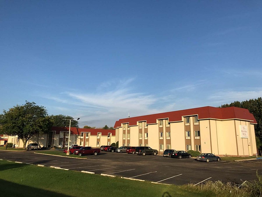 Albert Lea Ramada